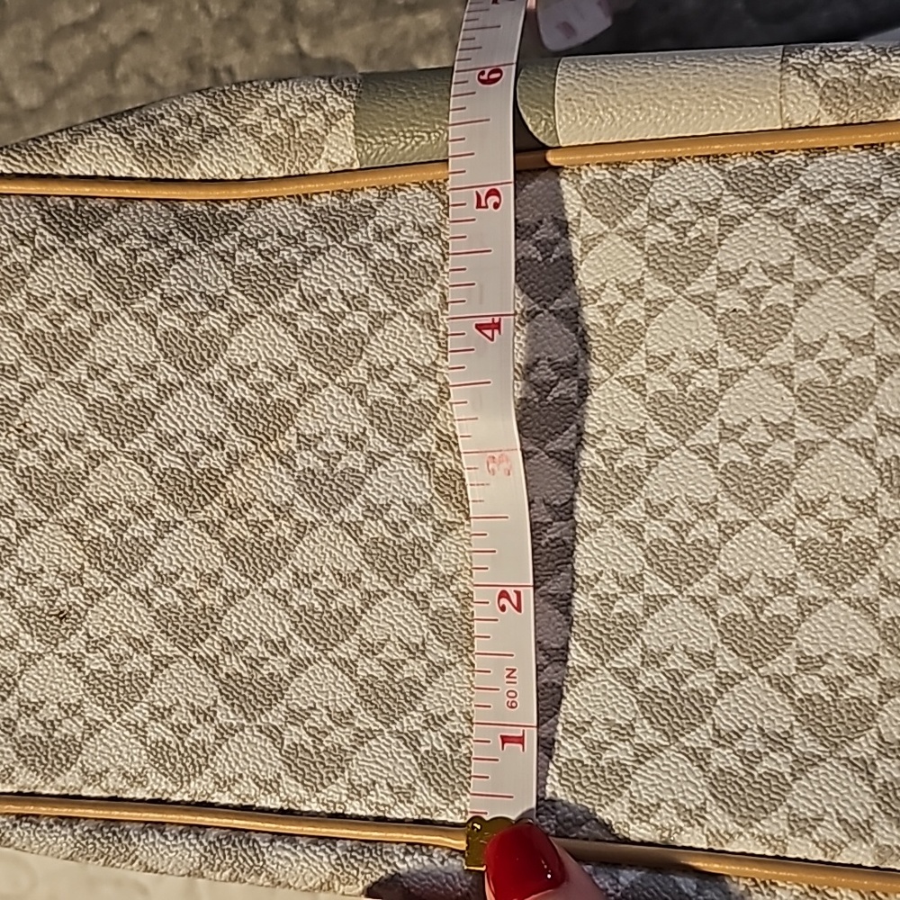 Kate Spade purse - Picture 15 of 16
